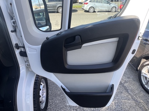 2.0 BlueHDI 35 Enterprise Heavy L3H2 [9-Seat] 2.0 Panel Van Manual Diesel