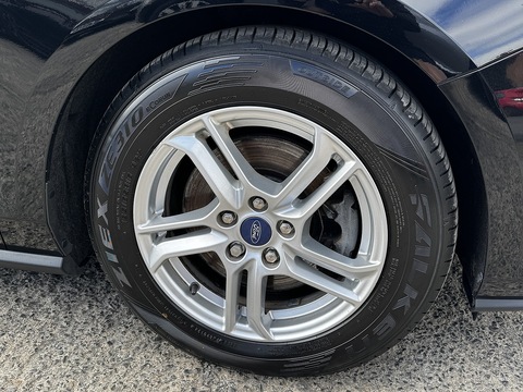 1.5 EcoBlue [95] Zetec Euro 6 1.5 5dr Estate Manual Diesel