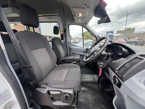 2.2 TDCi [125] 460 Trend HDT [EU6] XLWB Bus L4 H3 [17 Seat] 2.2 5dr Minibus Manual Diesel