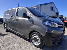 Toyota PROACE Verso 1.5 D [120] Medium L2H1 9-Seat MPV Diesel Manual