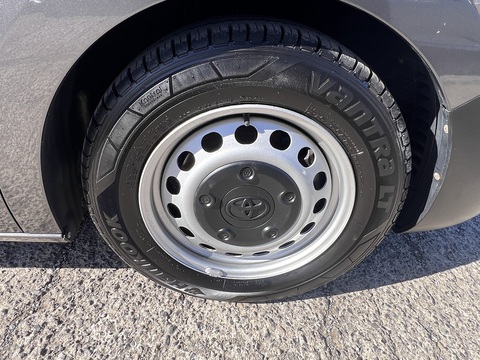 1.5 D [120] Medium L2H1 9-Seat 1.5 6dr MPV Manual Diesel