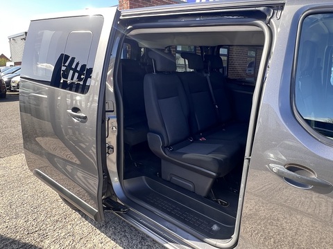 1.5 D [120] Medium L2H1 9-Seat 1.5 6dr MPV Manual Diesel