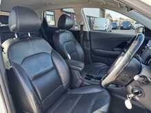 Kia Niro 1.6h [140] GDi 3 Petrol Hybrid DCT Euro 6 5-Doos SUV