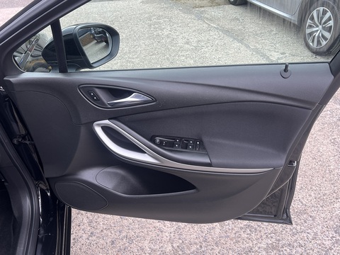 1.6 CDTi [110] Design Sports Tourer [Euro 6] 1.6 5dr Estate Manual Diesel