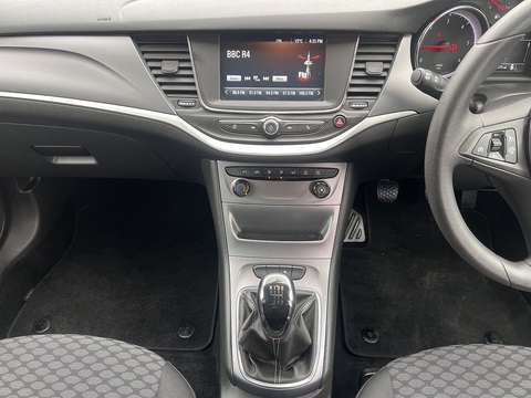 1.6 CDTi [110] Design Sports Tourer [Euro 6] 1.6 5dr Estate Manual Diesel