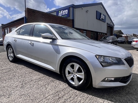 1.6 TDI S Euro 6 1.6 5dr Hatchback Manual Diesel