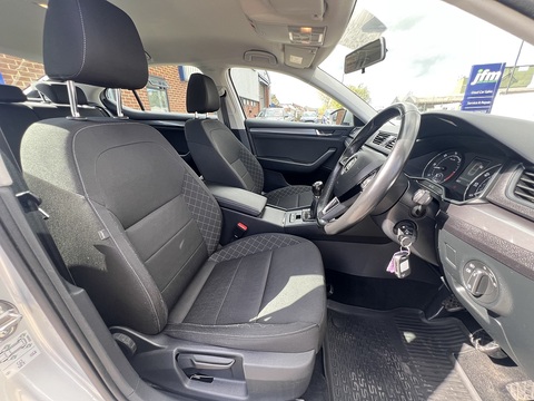 1.6 TDI S Euro 6 1.6 5dr Hatchback Manual Diesel