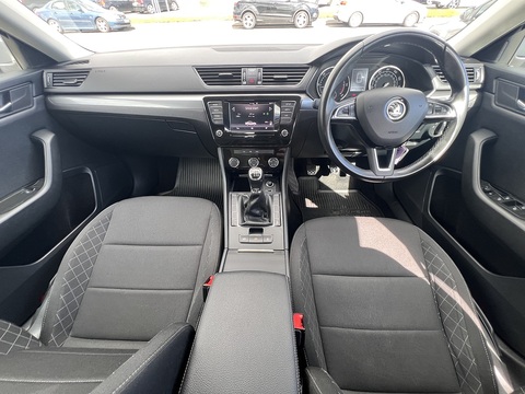 1.6 TDI S Euro 6 1.6 5dr Hatchback Manual Diesel