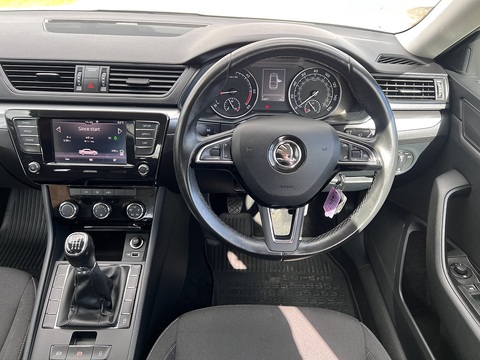 1.6 TDI S Euro 6 1.6 5dr Hatchback Manual Diesel