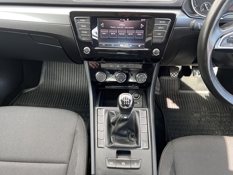 1.6 TDI S Euro 6 1.6 5dr Hatchback Manual Diesel