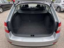 Skoda Octavia 1.6 TDI [115] S Euro 6 (s/s) Diesel Estate Car Manual