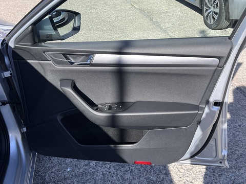 2.0 TDI [150] S (Euro 6) 2.0 5dr Estate Manual Diesel