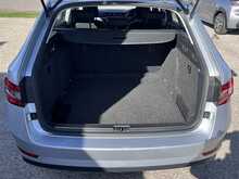 Skoda Superb 2.0 TDI [150] S Euro 6 Diesel Estate Car Manual