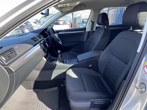 2.0 TDI [150] S (Euro 6) 2.0 5dr Estate Manual Diesel