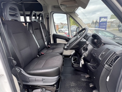 2.0 BlueHDI 35 Enterprise Heavy L3H2 [9-Seat] 2.0 5dr Combi Van Manual Diesel