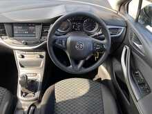 Vauxhall Astra 1.6 CDTI [110] Design Sport Tourer [Euro 6] Diesel Manual E