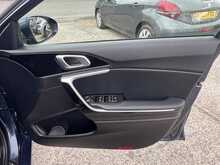 Kia Ceed 1.6 GDi 3 Sportswagon Euro 6 5-Door Petrol/PHEV DCT 6-Speed Automatic