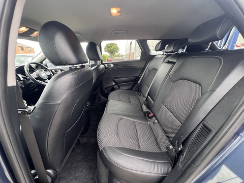 1.6 GDi 8.9kWh 3 Sportswagon PHEV DCT Euro 6 1.6 5dr Estate Semi Auto Petrol/Electric