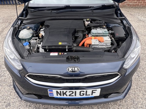 1.6 GDi 8.9kWh 3 Sportswagon PHEV DCT Euro 6 1.6 5dr Estate Semi Auto Petrol/Electric