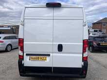 Citroen Relay 2.0 BlueHDi 35 Enterprise L2H2 9-Seat Euro 6 Diesel Combi/Panel Van