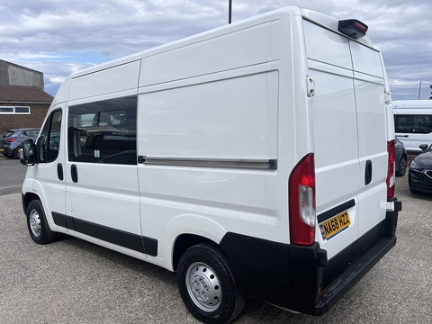 2.0 BlueHDi 35 Enterprise L2H2 Crew Cab [9-Seat] 2.0 5dr Combi Van Manual Diesel