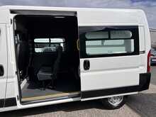 Citroen Relay 2.0 BlueHDi 35 Enterprise L2H2 9-Seat Euro 6 Diesel Combi/Panel Van