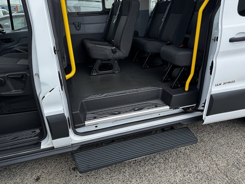 2.2 TDCi [125] 460 Trend HDT [EU6] XLWB Bus L4 H3 [17 Seat] 2.2 5dr Minibus Manual Diesel