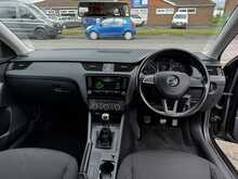 Skoda Octavia 1.6 TDI [115] S Euro 6 (s/s) Diesel Estate Car Manual