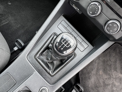 1.6 TDI [115] S Euro 6 (s/s) 1.6 5dr Estate Manual Diesel