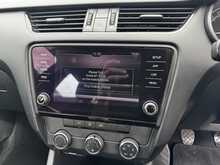 Skoda Octavia 1.6 TDI [115] S Euro 6 (s/s) Diesel Estate Car Manual