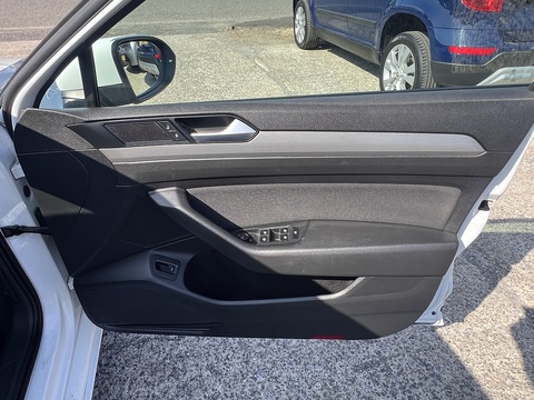 2.0 TDI [150] S (s/s) 2.0 4dr Saloon Manual Diesel