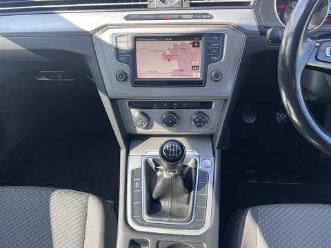 2.0 TDI [150] S (s/s) 2.0 4dr Saloon Manual Diesel