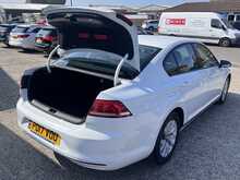 Volkswagen Passat 2.0 TDI [150] S (s/s) 4-Door Euro 6 Diesel Saloon