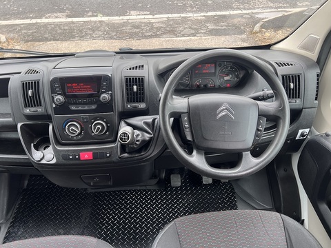 2.0 BlueHDi 35 Heavy L3 Dropside [Tail Lift] 7-seat Crewcab Euro 6 Diesel Manual 2.0 4dr Chassis Cab Manual Diesel