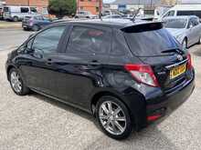 Toyota Yaris 1.3 Dual VVT-i SR Petrol 5-Door Hatchback Manual