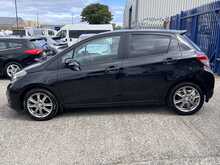 Toyota Yaris 1.3 Dual VVT-i SR Petrol 5-Door Hatchback Manual
