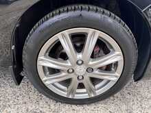 Toyota Yaris 1.3 Dual VVT-i SR Petrol 5-Door Hatchback Manual