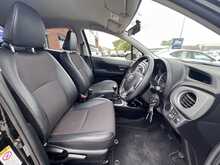 Toyota Yaris 1.3 Dual VVT-i SR Petrol 5-Door Hatchback Manual