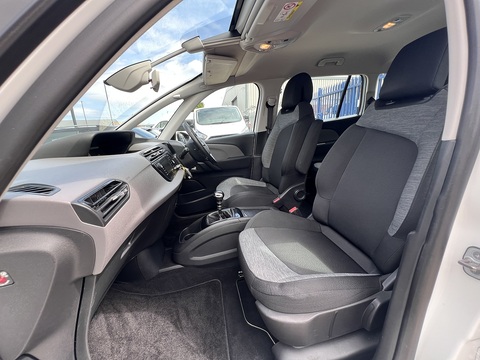 1.5 BlueHDi [130] Touch Plus 1.5 5dr MPV Manual Diesel