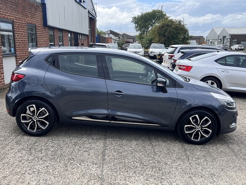 1.5dCi [90] Play 1.5 5dr Hatchback Manual Diesel