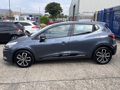 1.5dCi [90] Play 1.5 5dr Hatchback Manual Diesel