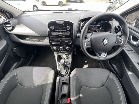 1.5dCi [90] Play 1.5 5dr Hatchback Manual Diesel