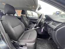 Skoda Octavia 1.6 TDI [115] S Euro 6 (s/s) Diesel Estate Car Manual