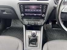 Skoda Octavia 1.6 TDI [115] S Euro 6 (s/s) Diesel Estate Car Manual