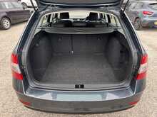 Skoda Octavia 1.6 TDI [115] S Euro 6 (s/s) Diesel Estate Car Manual