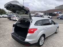 Ford Focus 1.5 TDCi [95] Zetec Edition Euro 6 Diesel Estate Car Manual