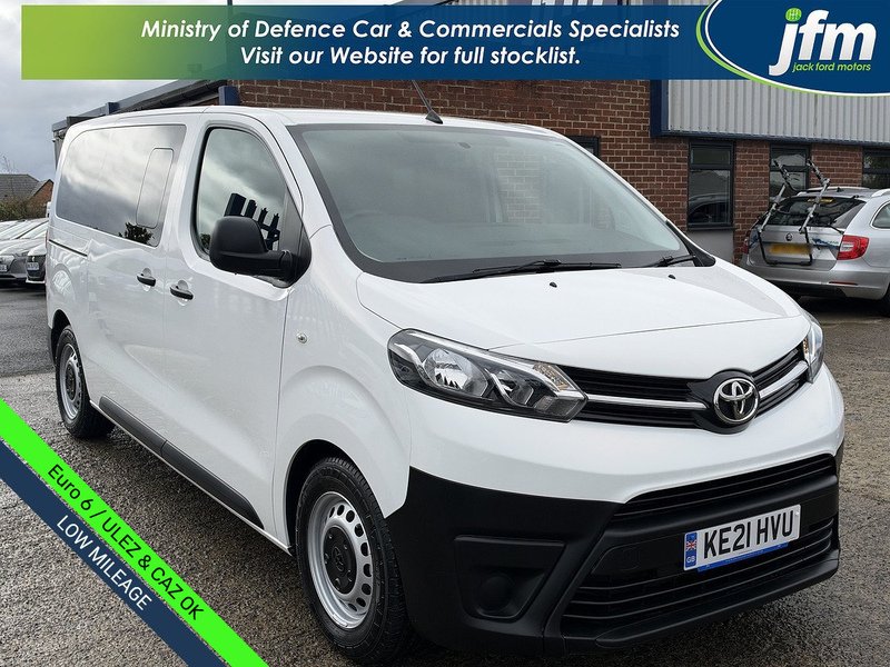 1.5D [120] Medium 9-Seat MPV 6dr Diesel Manual MWB Euro 6 (s/s) 1.5 6dr MPV Manual Diesel