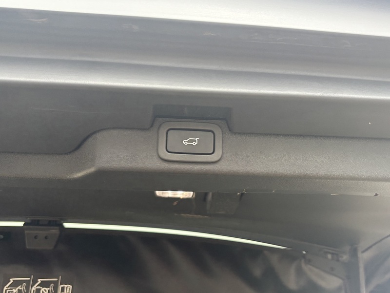 LAND ROVER DISCOVERY 2.0 SD4 HSE LUXURY 5d 237 BHP Estate Automatic Diesel