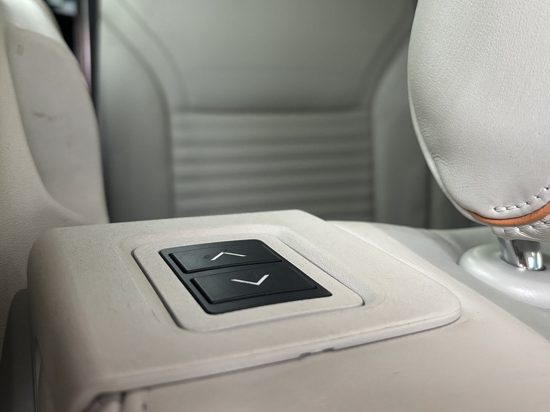 LAND ROVER DISCOVERY 2.0 SD4 HSE LUXURY 5d 237 BHP Estate Automatic Diesel