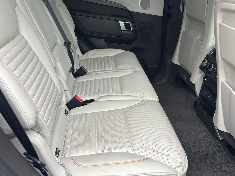 LAND ROVER DISCOVERY 2.0 SD4 HSE LUXURY 5d 237 BHP Estate Automatic Diesel